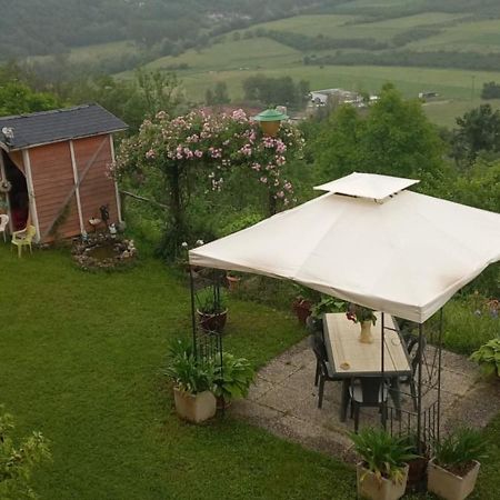 Ca D' Fefi Bed & Breakfast Gorzegno Luaran gambar
