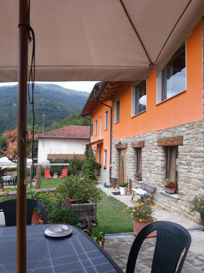 Ca D' Fefi Bed & Breakfast Gorzegno Luaran gambar