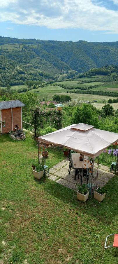 Ca D' Fefi Bed & Breakfast Gorzegno Luaran gambar