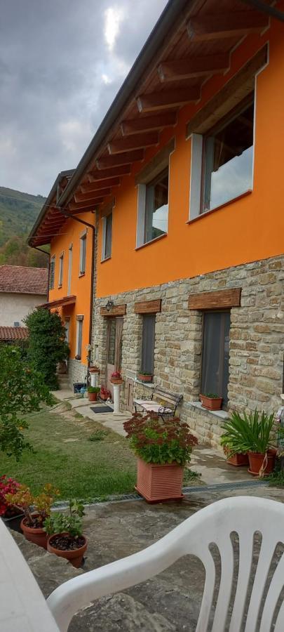 Ca D' Fefi Bed & Breakfast Gorzegno Luaran gambar