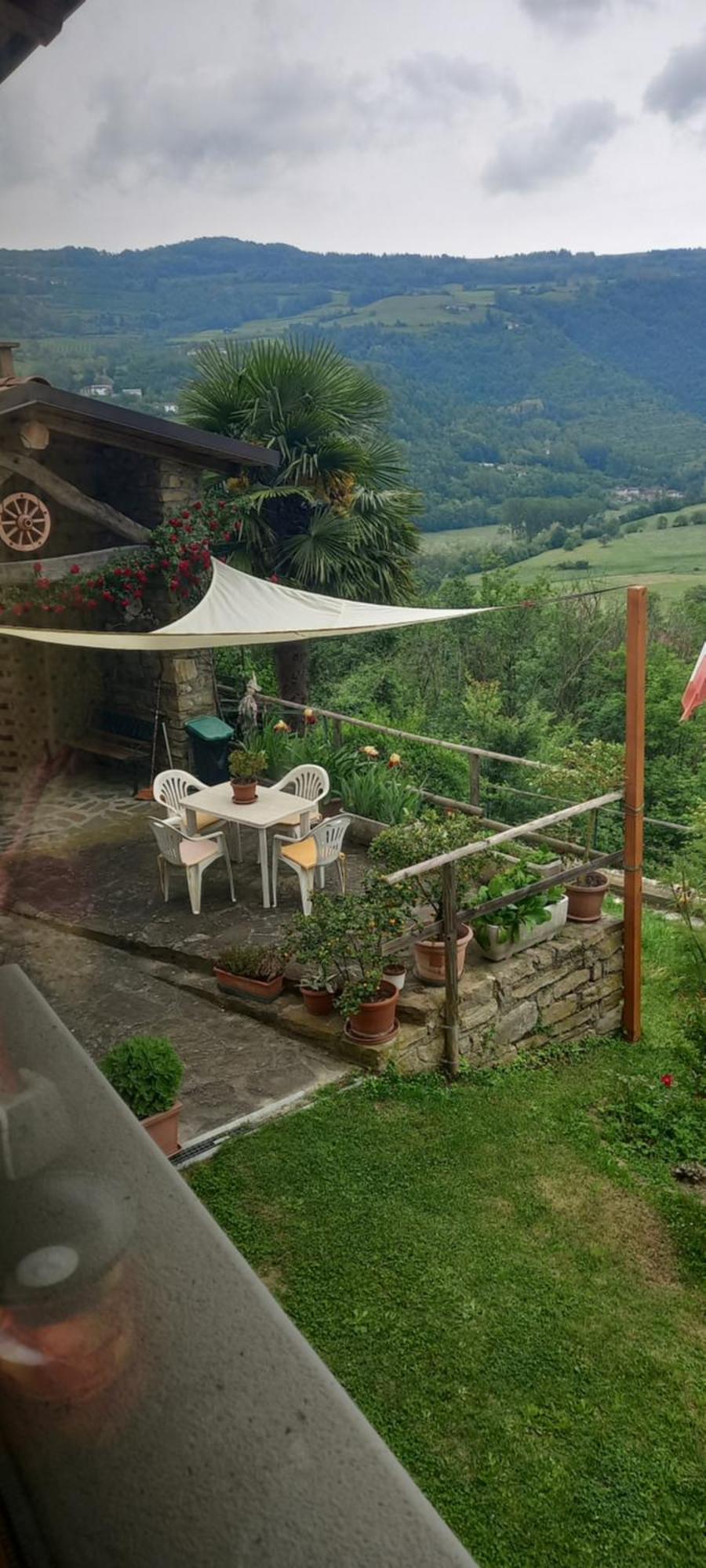 Ca D' Fefi Bed & Breakfast Gorzegno Luaran gambar