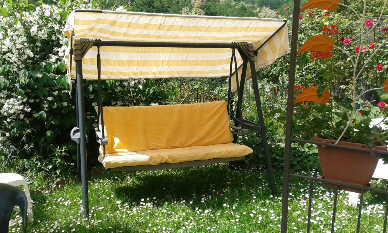 Ca D' Fefi Bed & Breakfast Gorzegno Luaran gambar